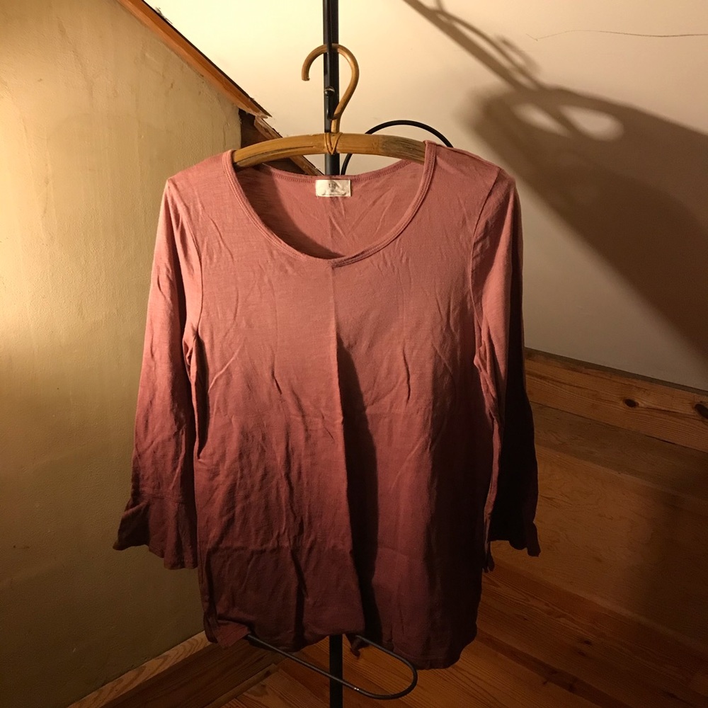 t.la Purple Ombré 3/4 Length Top, EUC, M